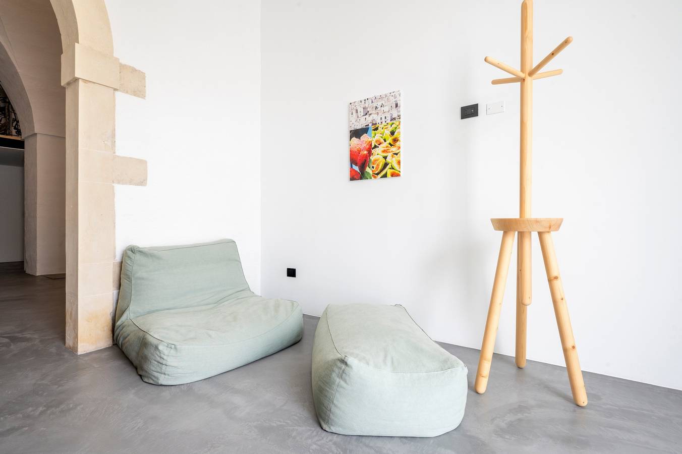 Entire apartment, Holiday Home 'Due' with Shared Terrace, Wi-Fi and Air Conditioning in Melendugno, Lecce Province