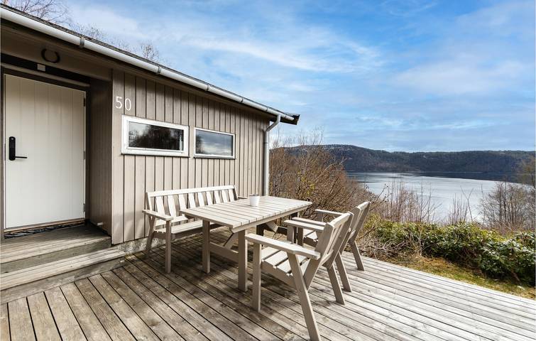 Ferienhaus für 7 Personen mit Garten in Haram, Nördliches Fjordnorwegen