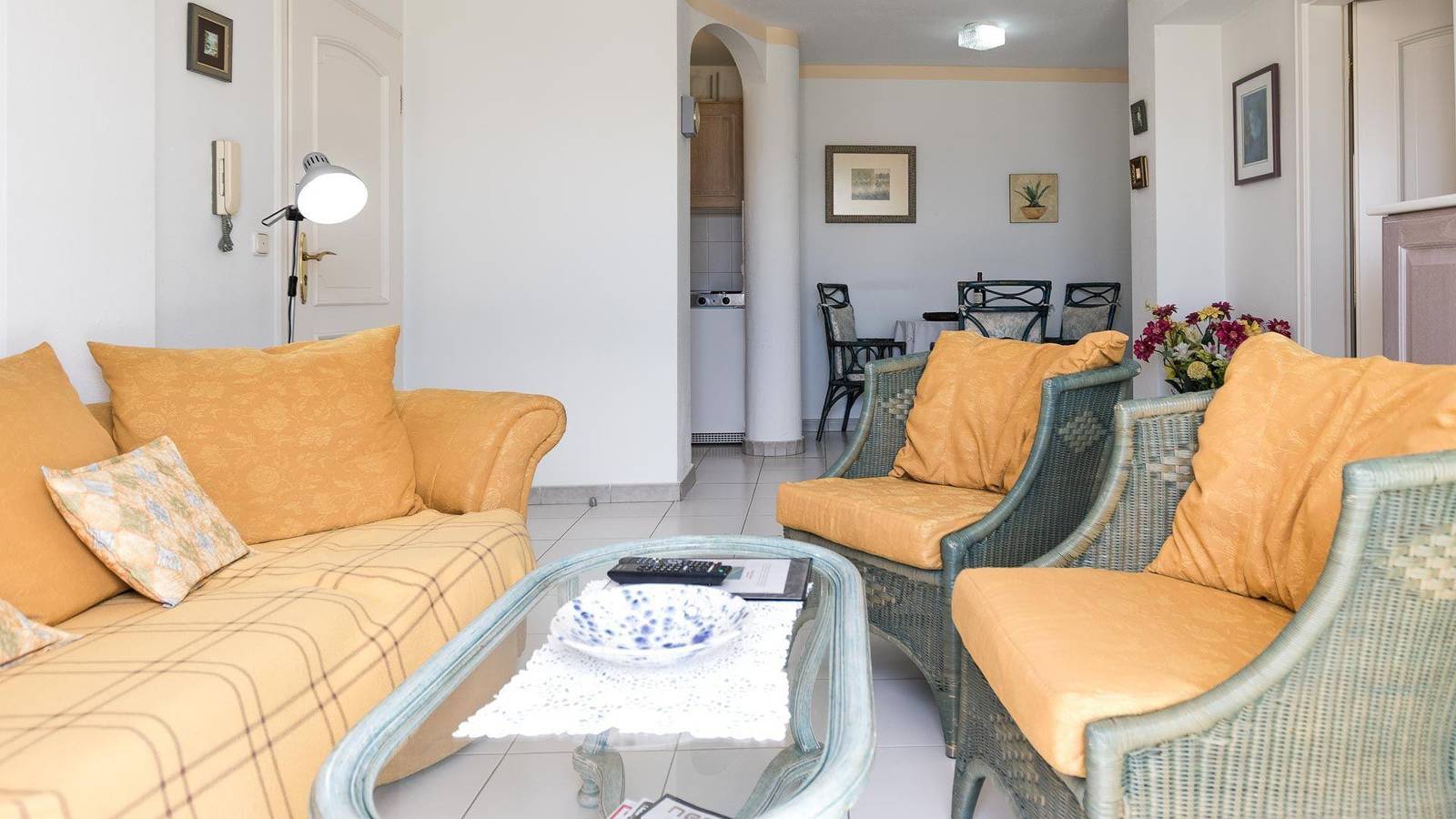 Entire holiday apartment, Flat with botanical garden and sea view in Chayofa, Arona