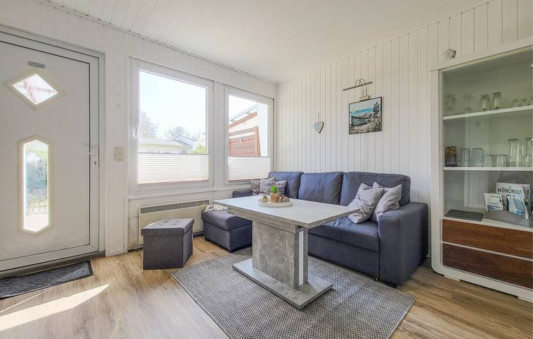 Ferienhaus für 4 Personen, mit Terrasse und Garten in Middelhagen - 2