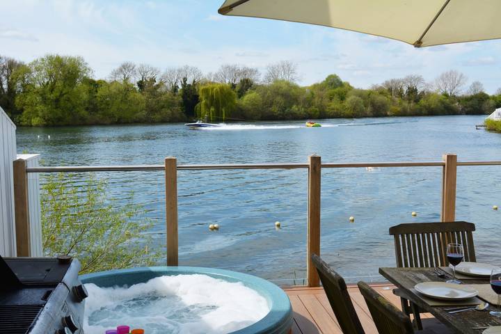 Ferienhaus für 6 Personen, mit Seeblick in The Cotswolds - 2