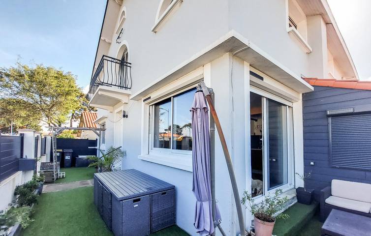 Location de vacances pour 4 personnes, avec terrasse à Saint-Michel-Chef-Chef - 2