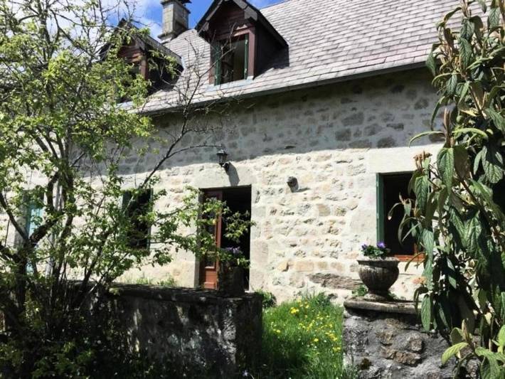 Gîte pour 6 personnes dans Saint-Exupéry-les-Roches