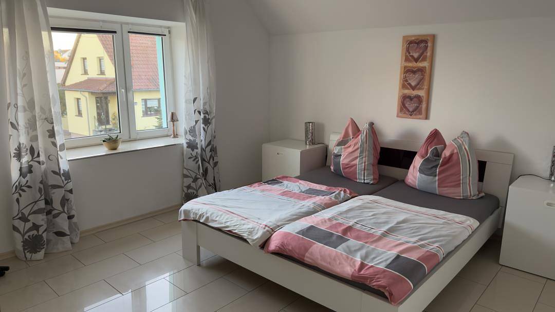 Entire apartment, Neu! Ferienwohnung Roger 2 Leipzig in Leipzig, Kulkwitzer See