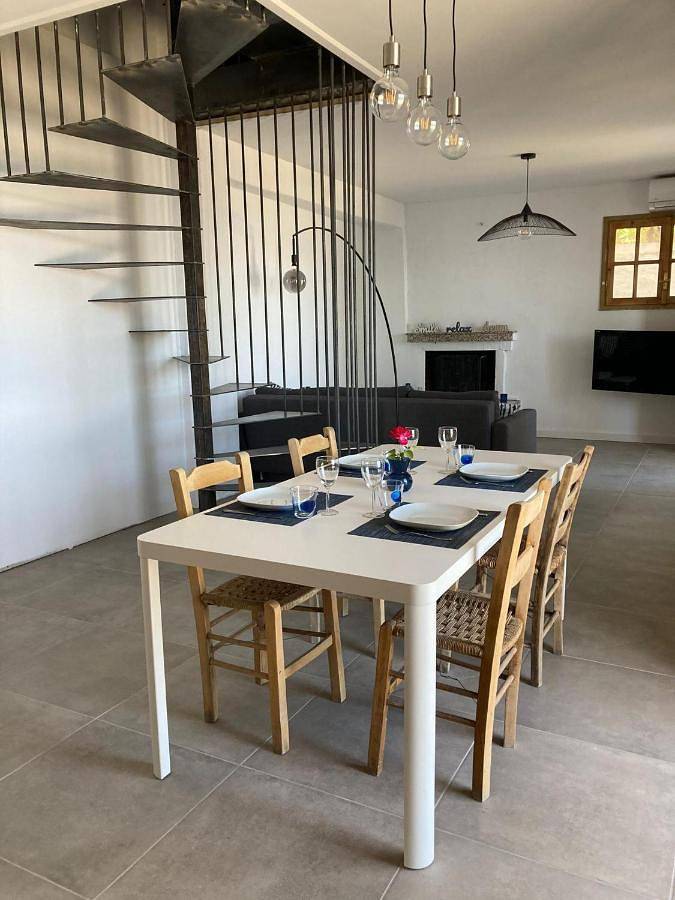 Villa with Private Pool in Pera Melana, Kinuria