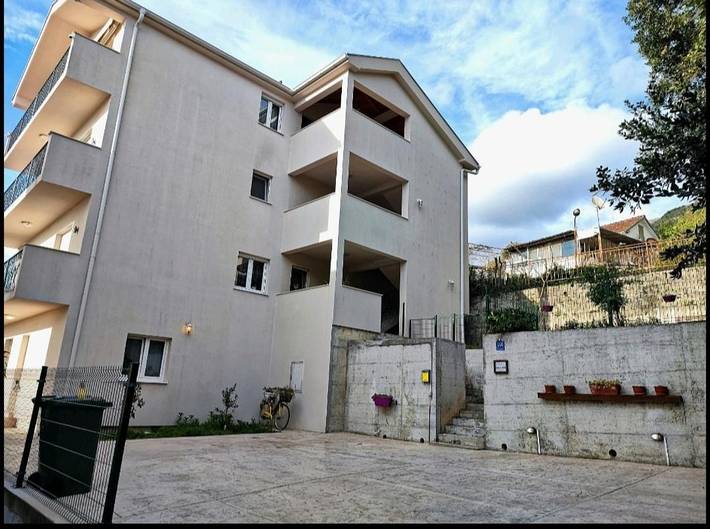 Maison d’hôte pour 3 personnes, avec jardin et vue dans Tivat - 4