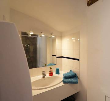 Gîte pour 7 personnes, avec terrasse et jardin dans Plage Du Petit Rohu Saint Pierre Quiberon