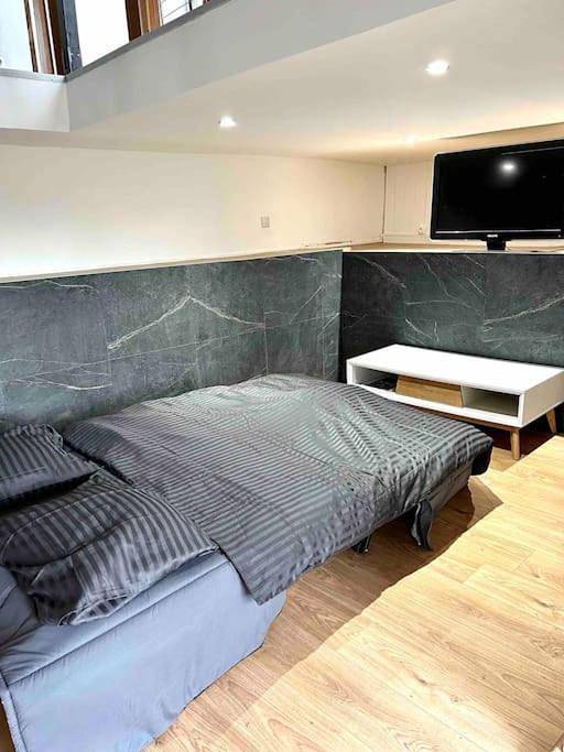 Chalet pour 2 personnes, avec jardin ainsi que terrasse et vue, animaux acceptés dans le Doubs - 2