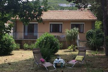 Location de vacances pour 4 personnes, avec balcon et jardin à Sisco