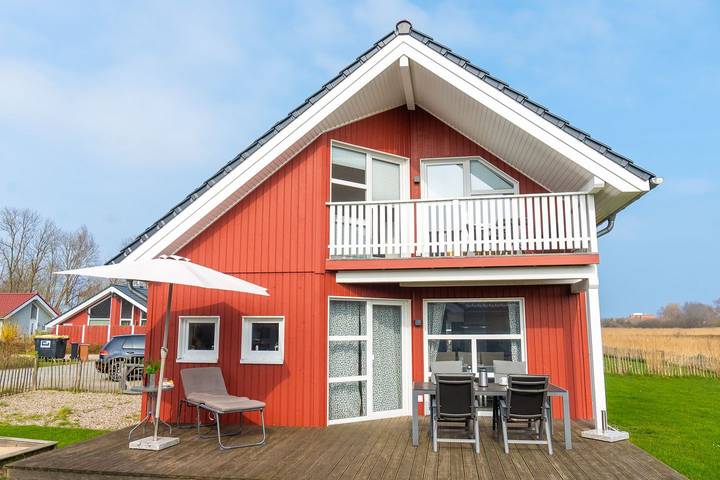 Ferienhaus für 7 Personen, mit Sauna und Garten in Schönberg