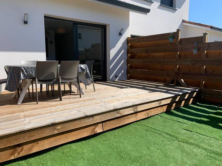 Gîte pour 4 personnes, avec jardin à Tosse - 2