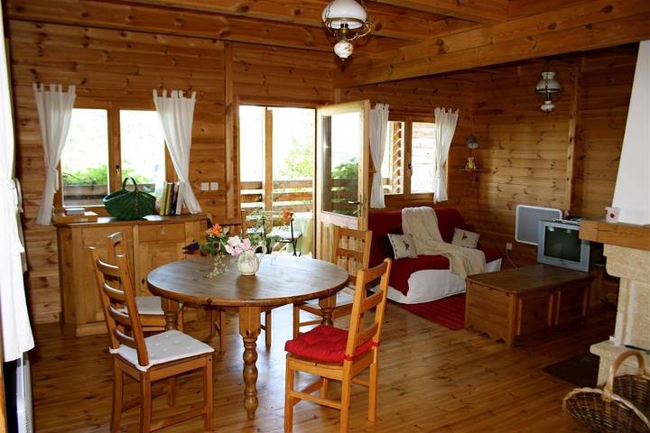 Chalet pour 5 personnes, avec jardin et vue, animaux acceptés dans le Parc naturel régional du Morvan - 2