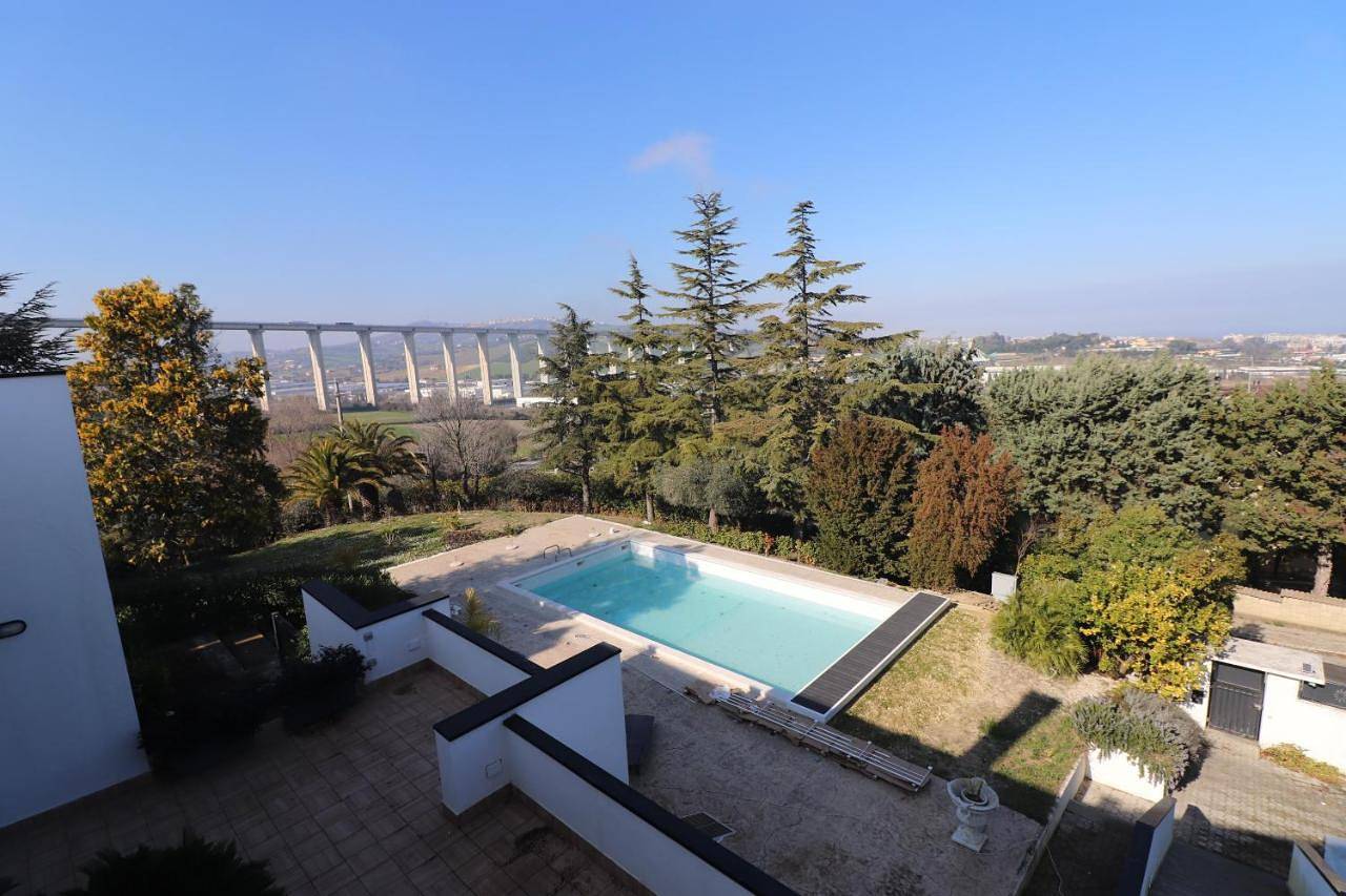Eden B&B in Mosciano Sant'Angelo, Province de Teramo