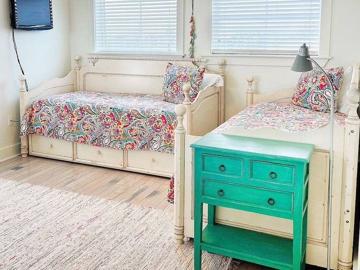 Vacation rental for 8 people, with pool and balcony as well as hot tub in Mexico Beach (FL)