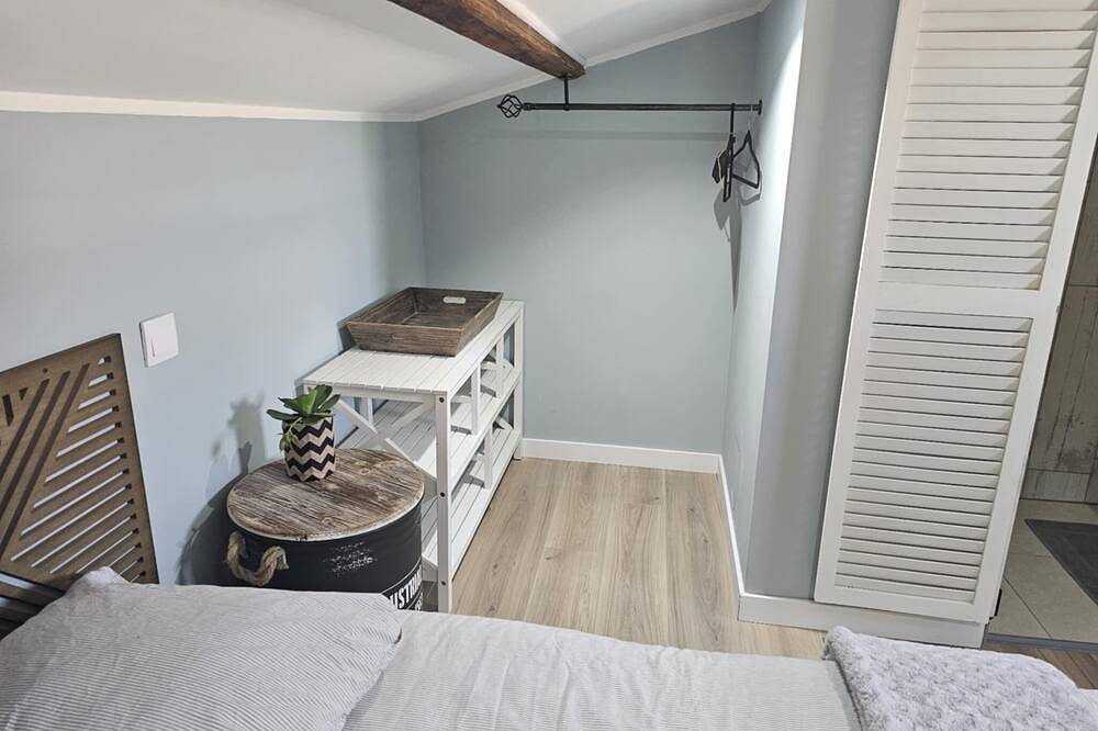 Apartamento entero, Studio: Le clos de Marjo in Parthenay in Parthenay, Deux-Sèvres