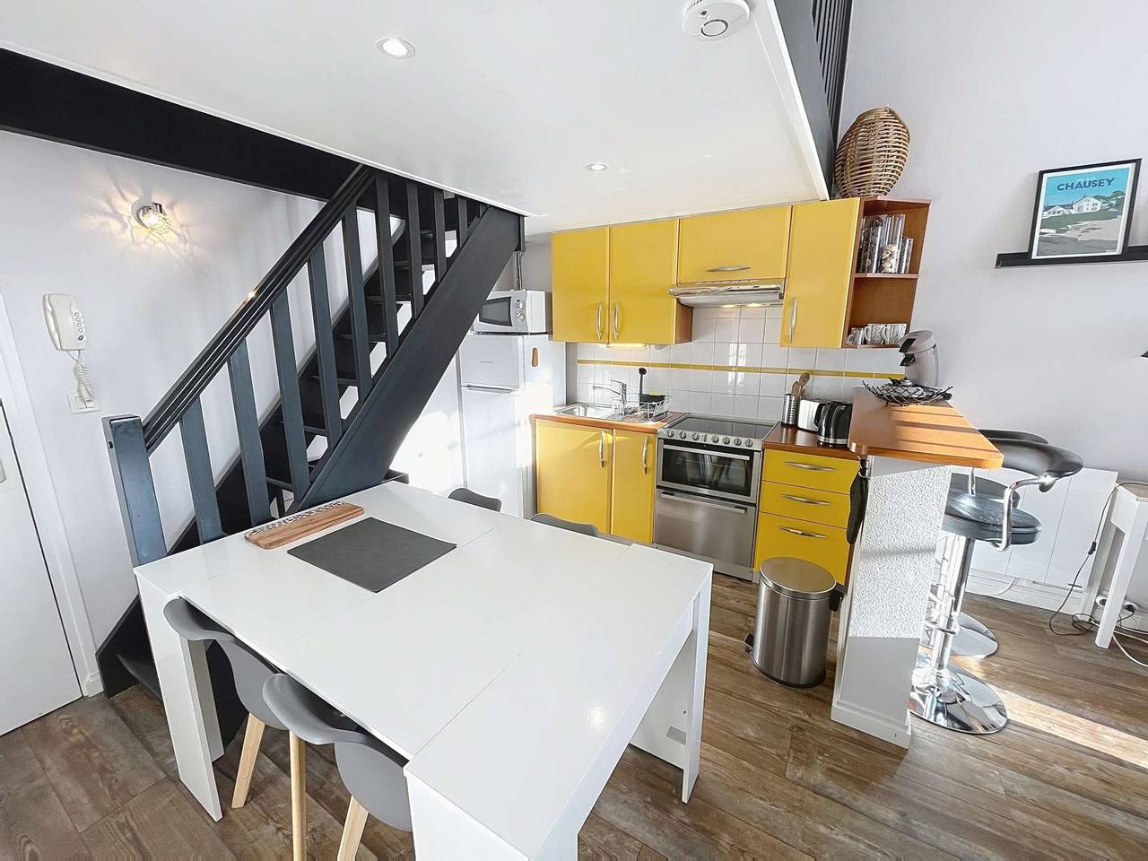 Appartement entier, Appartement Cocon avec Wifi et Parking près Plage in Granville, Côte de la Déroute
