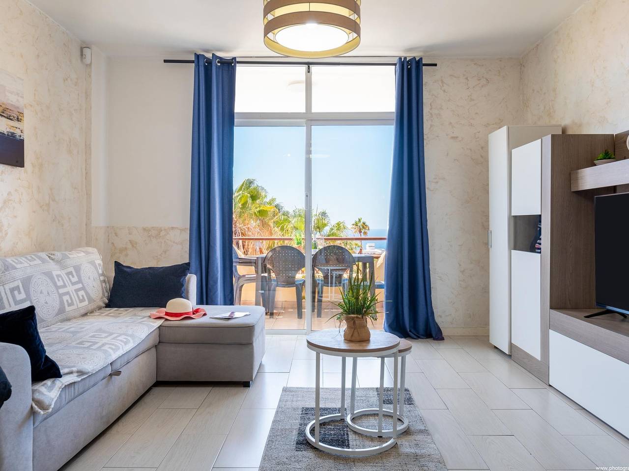 Entire holiday apartment, 604 Marina Palace Pool and Terrace in Playa Paraíso, Adeje