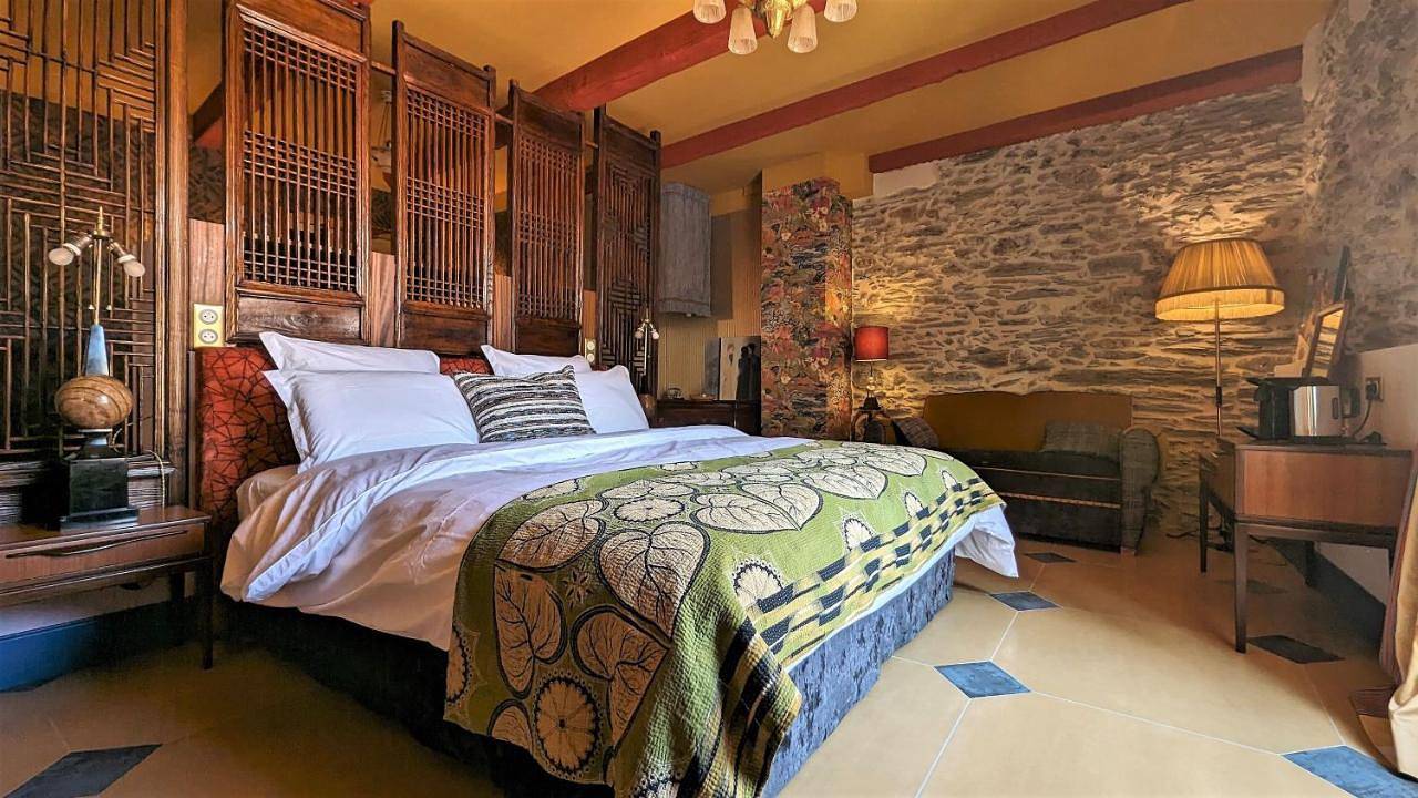 Deluxe Queen Room in Faugères, Région de Béziers