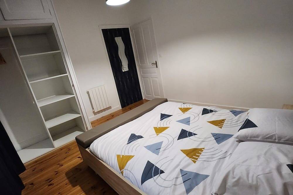 Appartement entier, Chaleureux appartement refait à neuf in Vic-sur-Cère, Région d'Aurillac