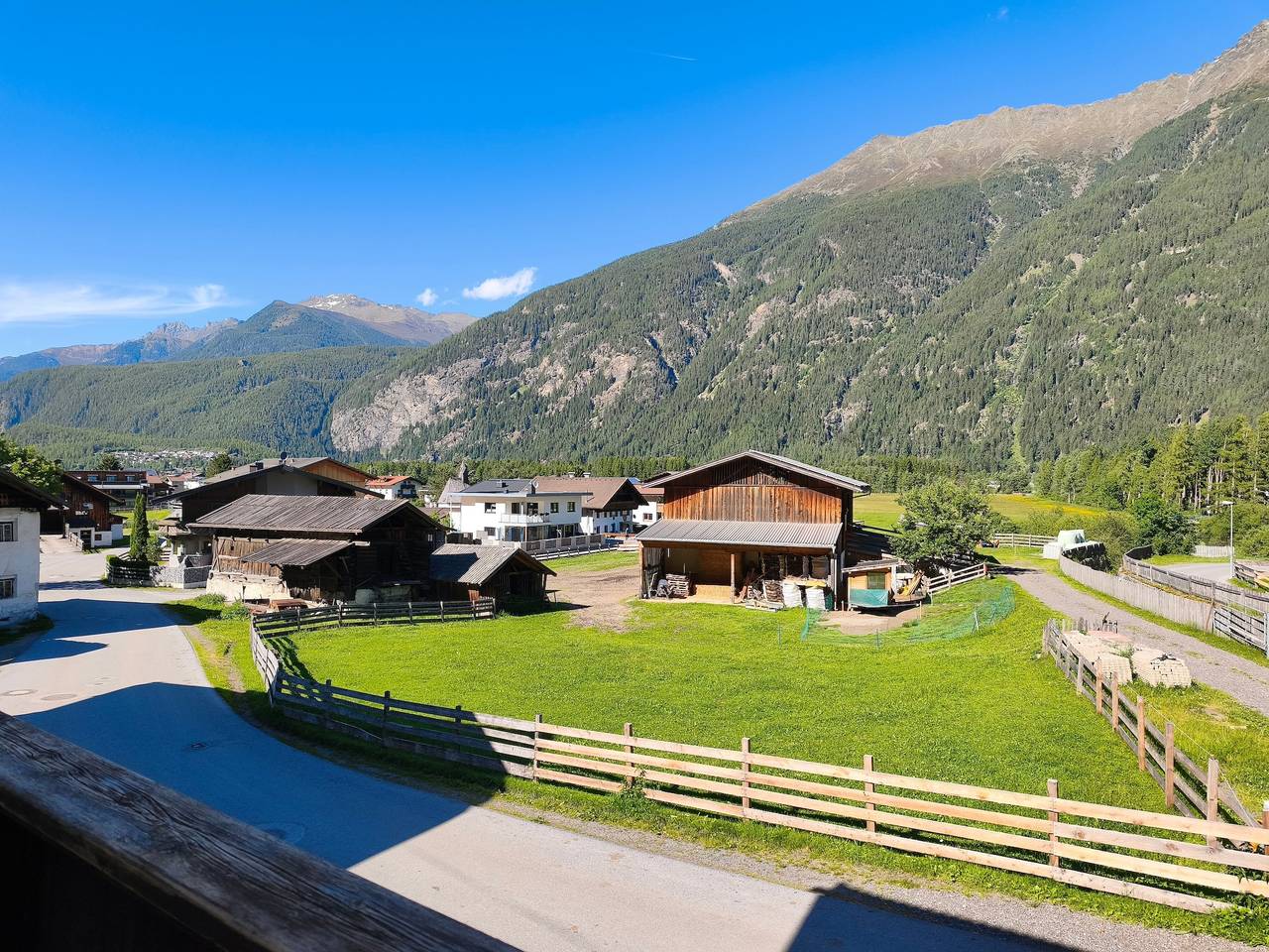Ganze Wohnung, Apartment 'Ferienhaus Am Wasserfall Ap2' mit Bergblick, privater Terrasse und Wlan in Längenfeld, Ötztal