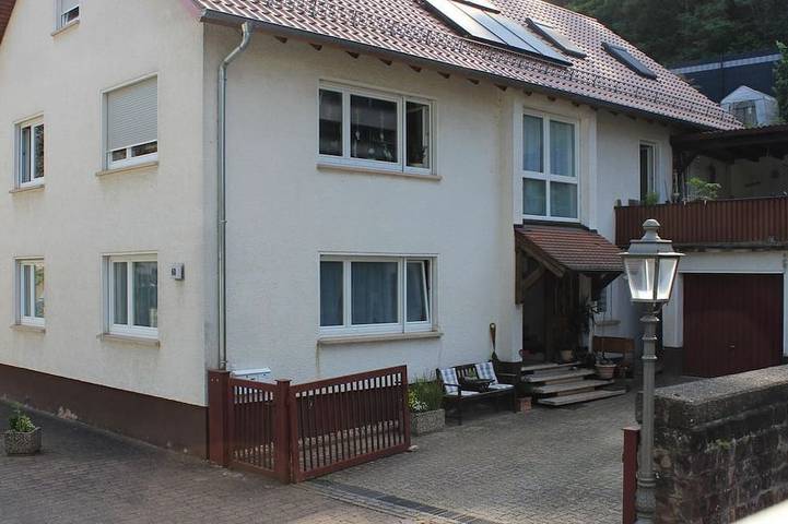 Ferienwohnung für 4 Personen in Erfweiler