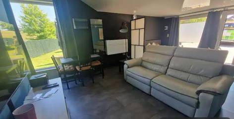 Maison d’hôte pour 6 personnes, avec jacuzzi ainsi que jardin et piscine à Tinlot