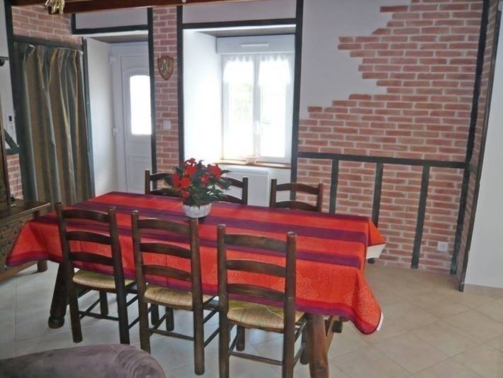 Gîte pour 7 personnes, avec jardin à Sourdeval-les-Bois - 2