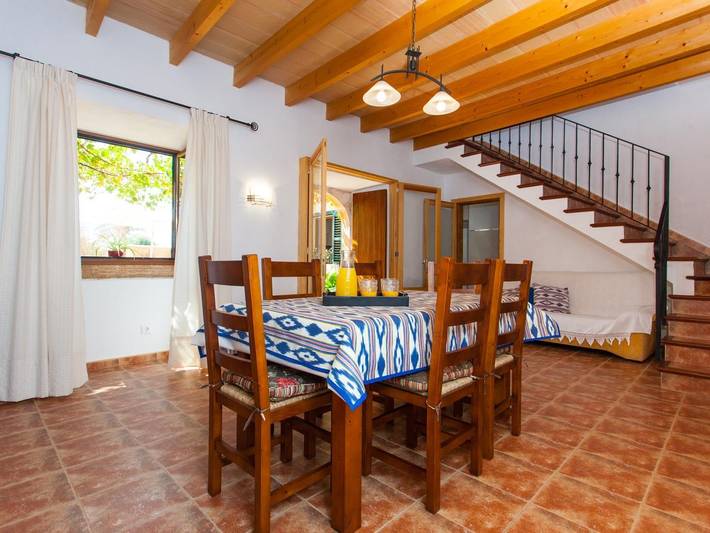 Villa Paula. Mallorquinischem Charakter in Es Llombards, Santanyí