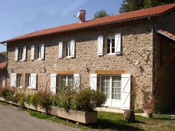 Gîte pour 4 personnes, avec terrasse, animaux acceptés à Auzits