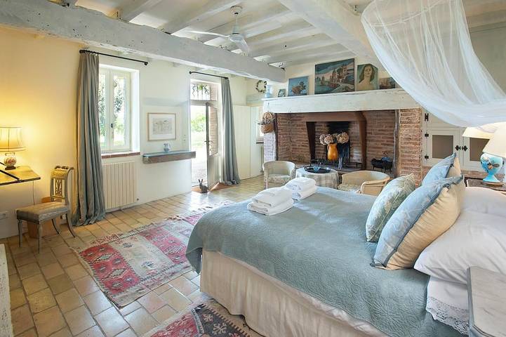 Location de vacances pour 8 personnes, avec jardin à Montdurausse - 2