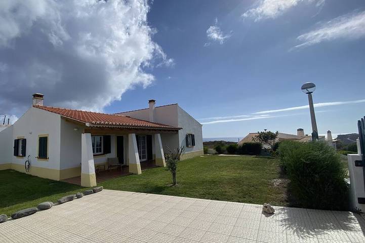 Villa für 10 Personen, mit Garten und Terrasse