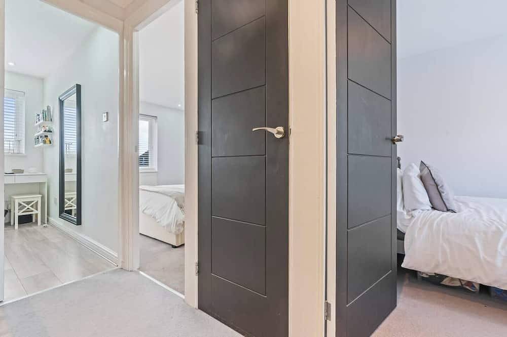 #107 - Peaceful and Perfect Rugby Home in Warwickshire