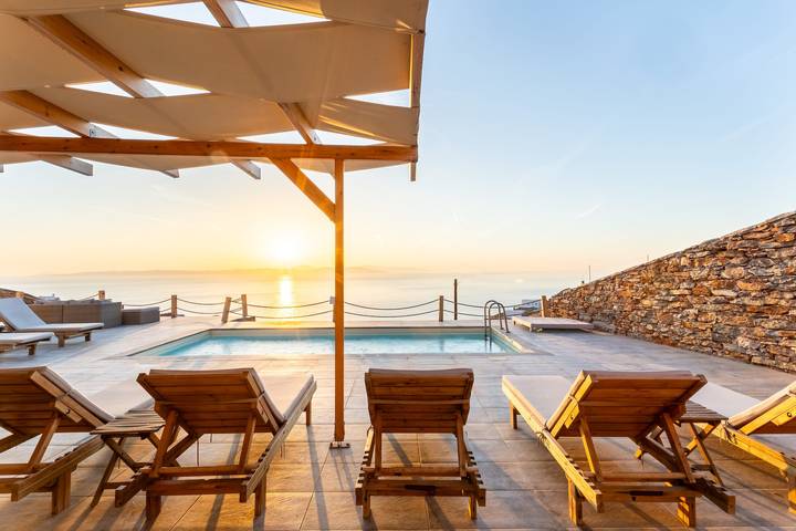 Location de vacances pour 6 personnes, avec balcon/terrasse et piscine, adapté aux familles dans Kea - 3