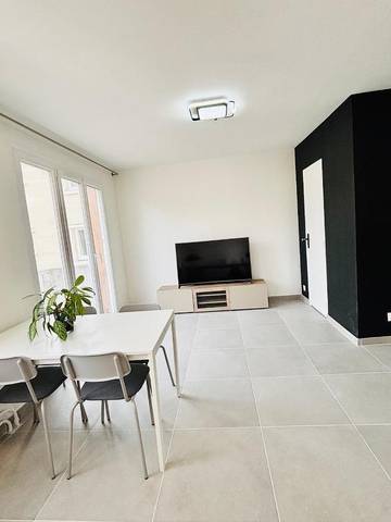 Gîte pour 4 personnes, avec balcon à Sceaux