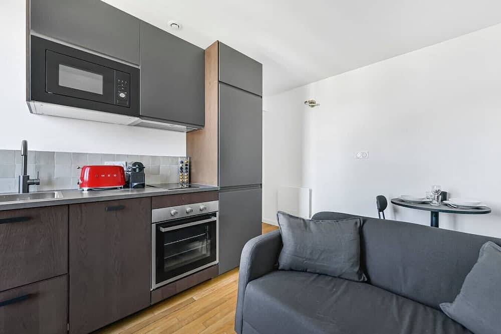 Entire apartment, Sublime apartment La Défense Paris Gare 2Pers in Nanterre, Hauts-de-Seine
