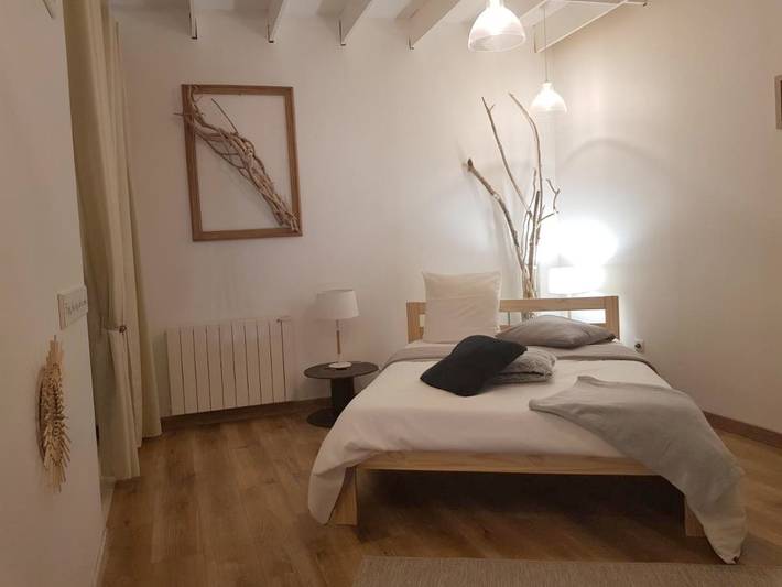 Gîte pour 4 personnes, avec jardin et sauna ainsi que vue et piscine dans Arlay - 2