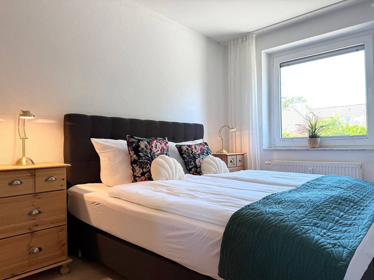 Ganze Wohnung, Strandgold 1 - Gemütliche Ferienwohnung mit Terrasse und Garten in Cuxhaven, Cuxland