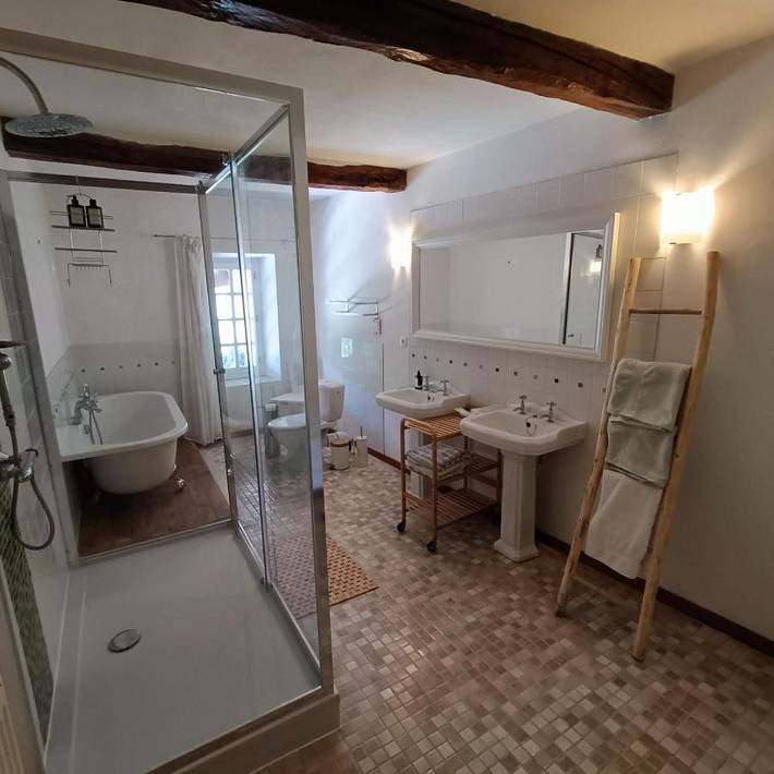 Location de vacances pour 2 personnes, avec jacuzzi et terrasse, adapté aux familles à Sonnac-sur-l'Hers - 2