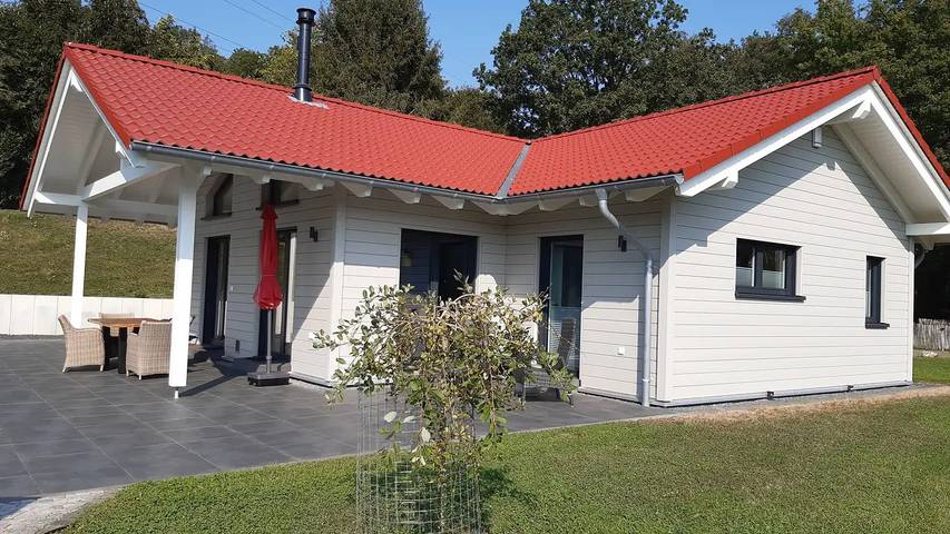 Ferienhaus für 4 Personen, mit Terrasse und Garten sowie Sauna in Heimbach - 2
