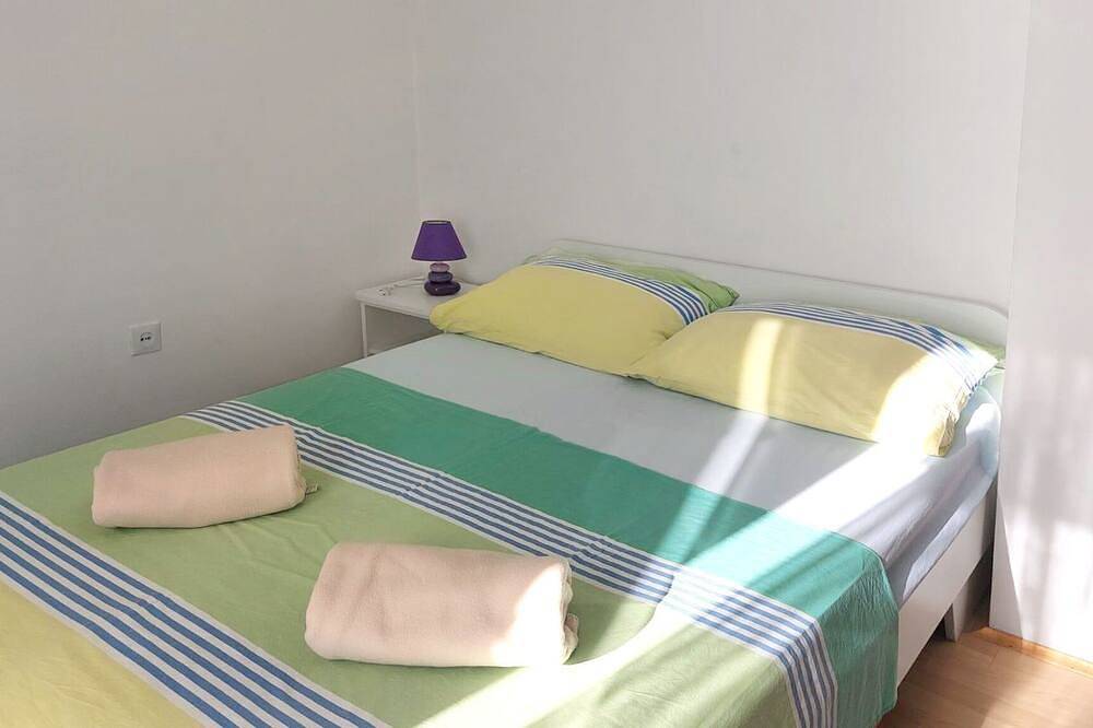Ganze Wohnung, Ferienwohnungen Rosa - Kaprije - Insel Kaprije in Dalmatinische Inseln