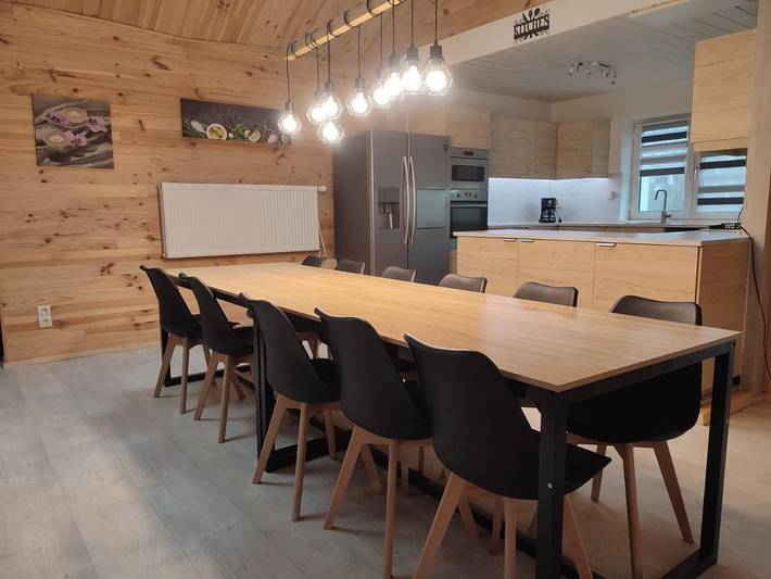 Chalet voor 9 personen, met tuin en whirlpool in Provincie Luxemburg