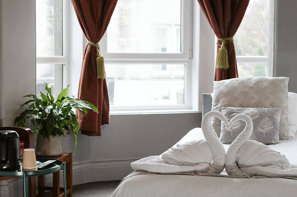 First Floor Room - 4 in Paisley, Renfrewshire