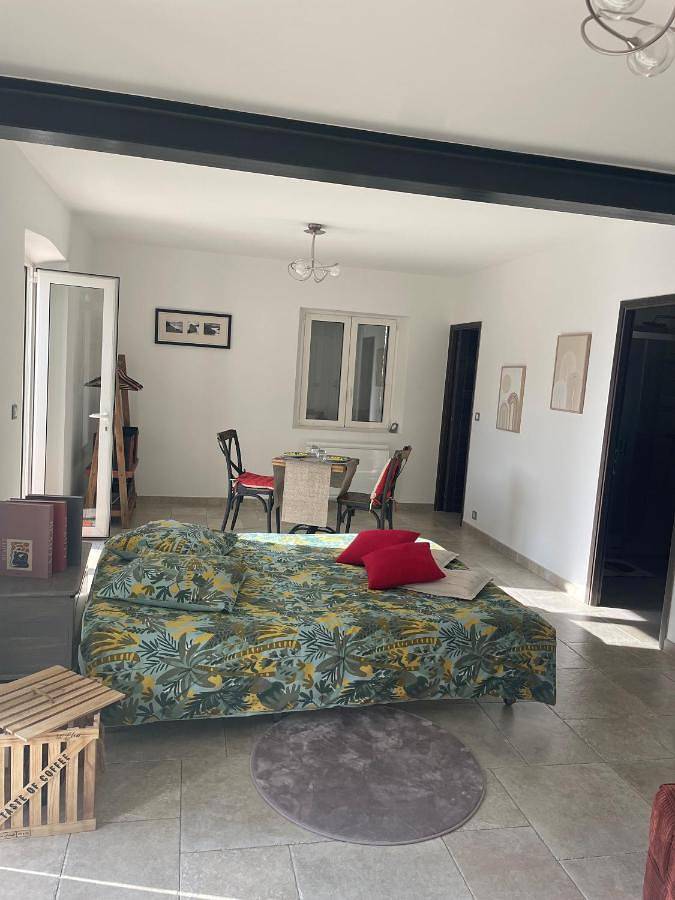 Chambre d’hôte pour 2 personnes, avec terrasse et jardin