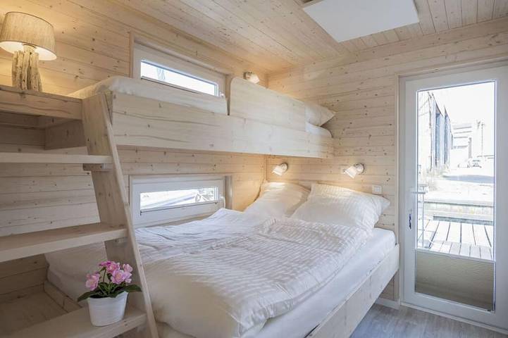 Hausboot für 5 Personen, mit Terrasse in Burgstaaken - 3