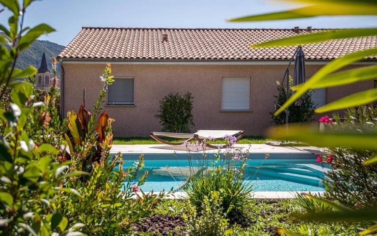 Gîte pour 6 personnes, avec jardin et piscine ainsi que vue et terrasse, animaux acceptés à Rivière-sur-Tarn - 3