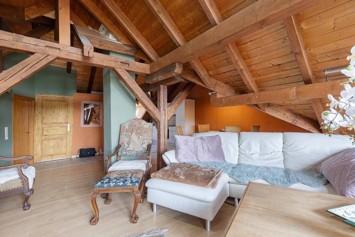 Appartement entier, Appartement 'Adlerhorst' avec vue sur montagne et balcon in Stühlingen, Forêt-Noire du Sud