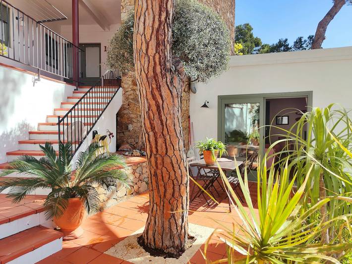 Apartamento de vacaciones para 4 personas, con terraza y jardín - 1