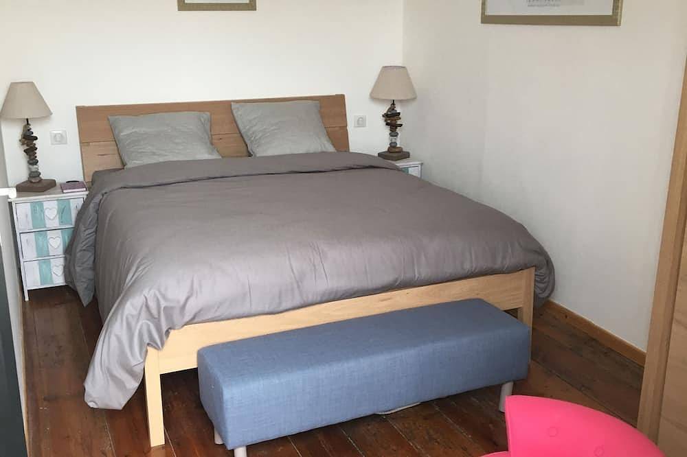 Une maison au cœur du village de Château d'Oleron in Le Château-d'Oléron, Côte de Beauté