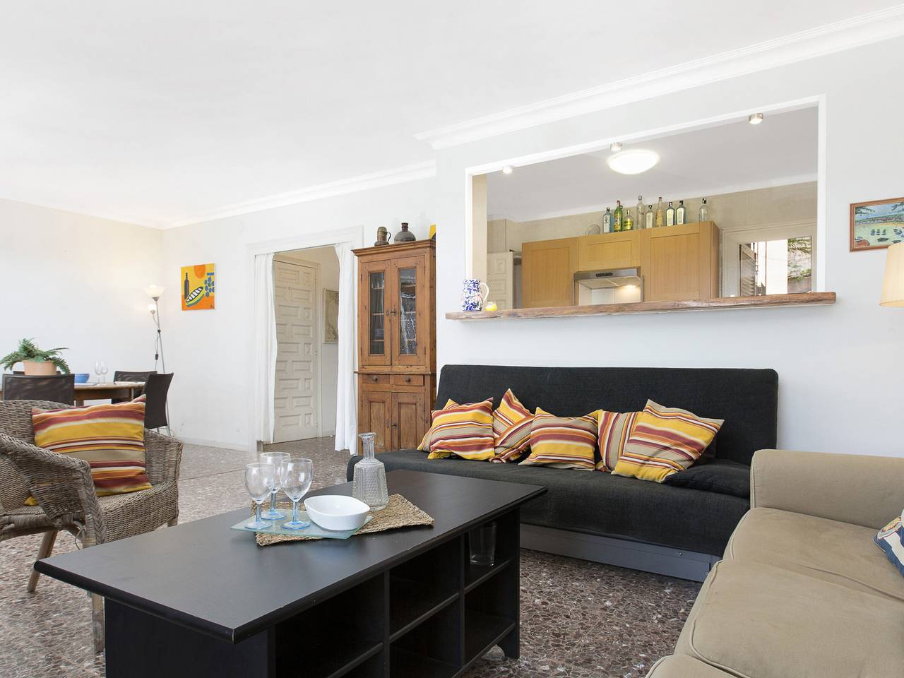 Entire apartment, Spacious family apartment in Llafranc, communal pool and pets allowed in Llafranc, Palafrugell