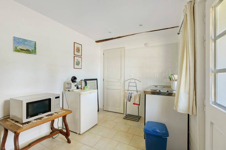 Holiday Home “La Petite Chaumière” with Shared Garden in Sainte-Foy, Dieppe region